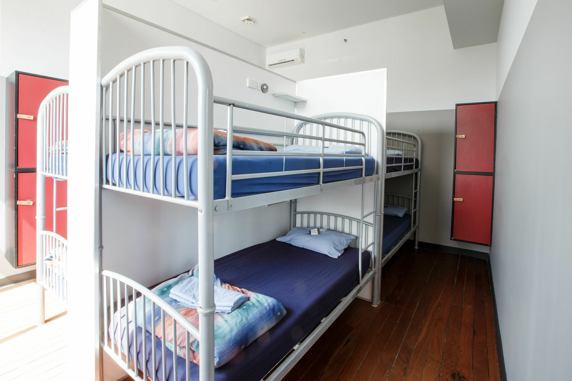 Bunk Brisbane Hostel Fortitude Valley Екстериор снимка